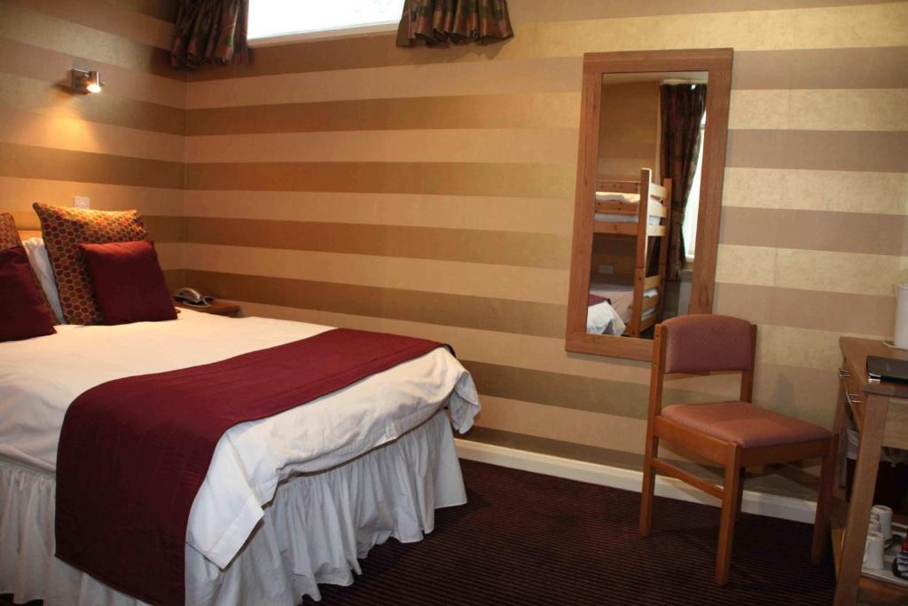 The Dog & Partridge Country Inn แอชบอร์น ห้อง รูปภาพ